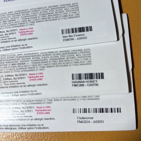 Color street nail bundle - Picture 2 of 2